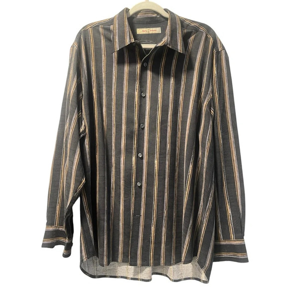 Tommy Bahama | 100% Silk Embossed Button-down Shirt - Picture 1 of 6